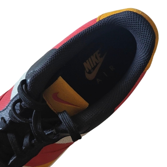 Nike Air Force 1 Low Premium 'Uptowns" | Size 7M / 8.5W - Picture 12 of 14